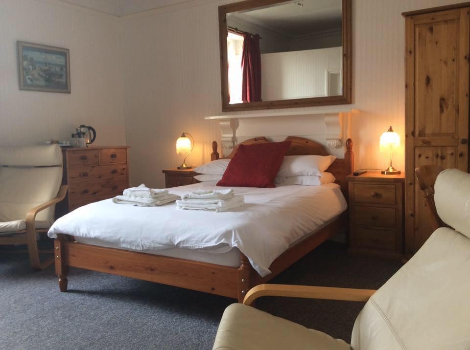 Cavell House Bed and breakfast